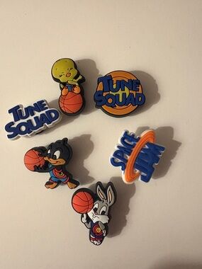 CROCS Blue Orange Tune Squad Jibbitz Charm Set